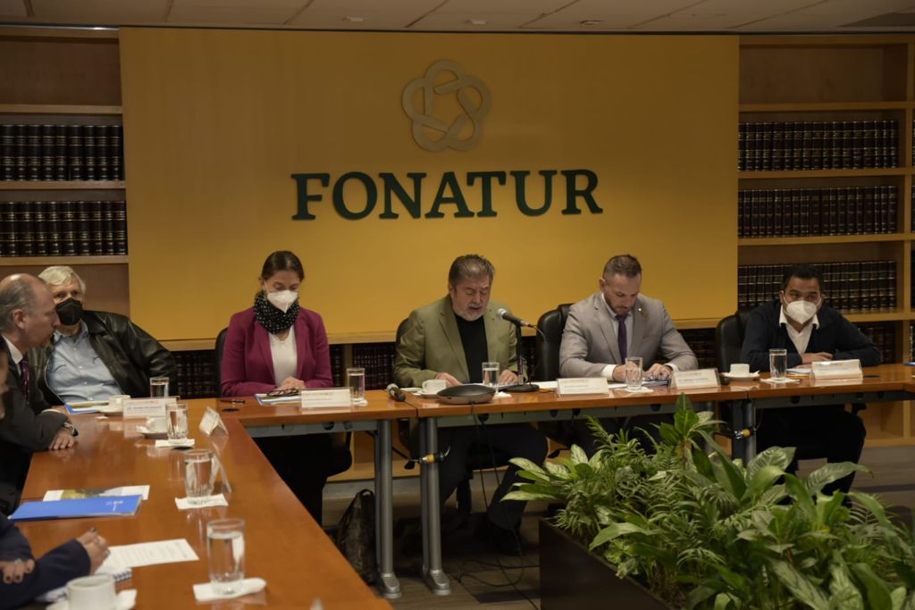 Fonatur y Unesco forman el Consejo Científico-Cultural para el Tren Maya